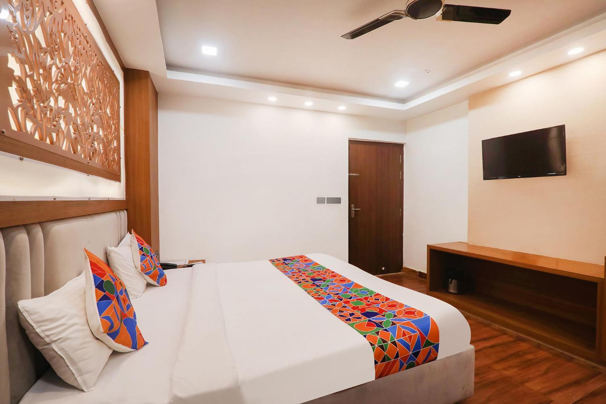 Fabhotel Shaurya Inn Lucknow Exterior photo