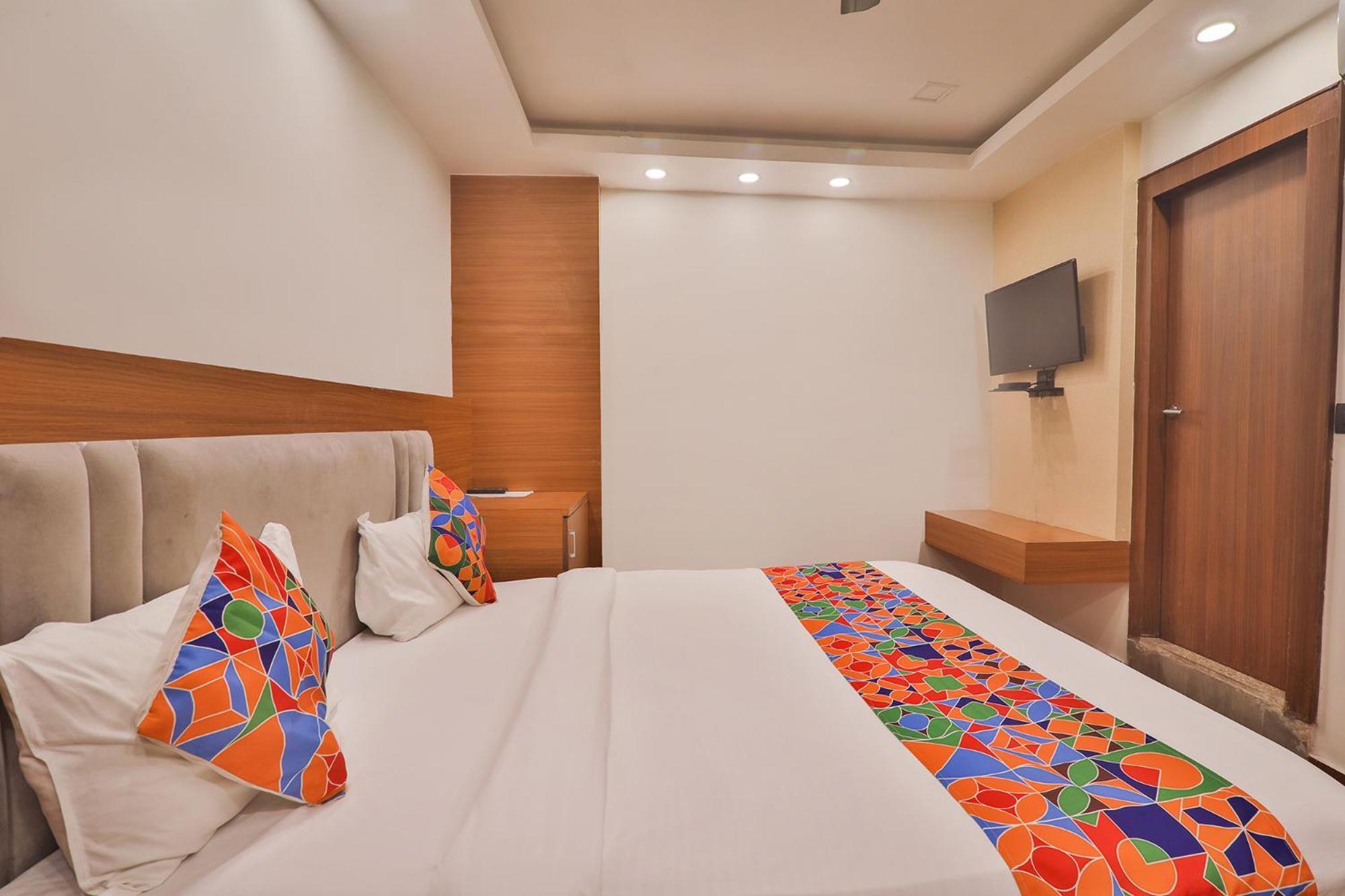 Fabhotel Shaurya Inn Lucknow Exterior photo